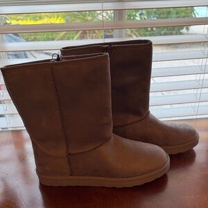 Arizona Gray Mid-Calf Boots